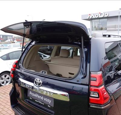 Toyota Land Cruiser 15