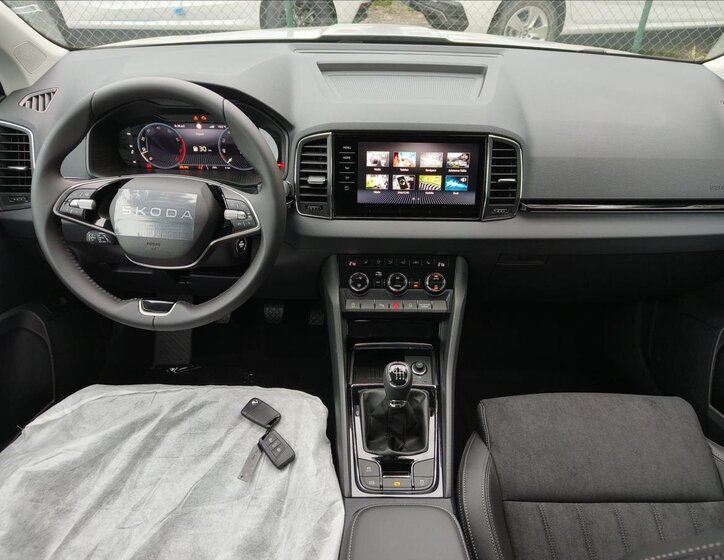 Škoda Karoq SUV 1,5 l 110 kw