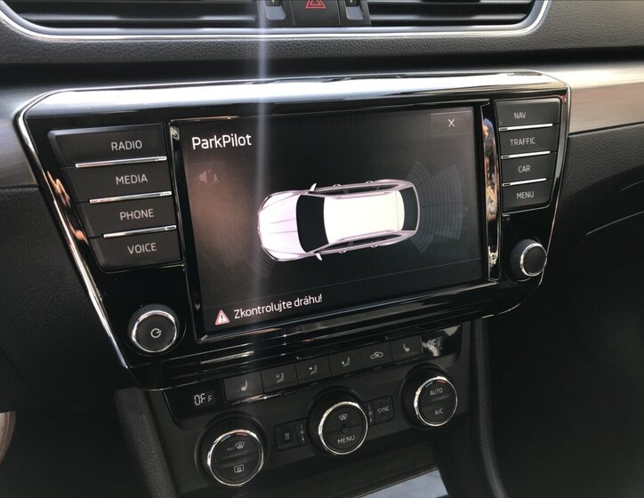 Škoda Superb Kombi 2,0 l 140 kw