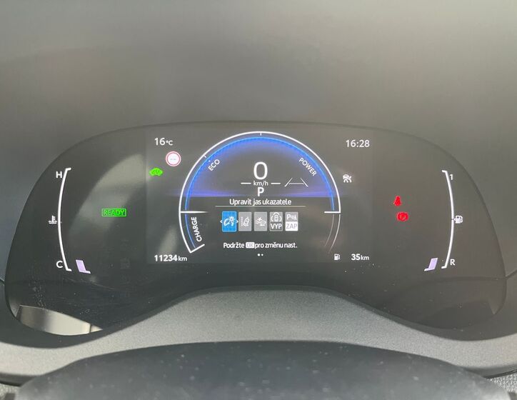 Toyota Yaris Cross 20