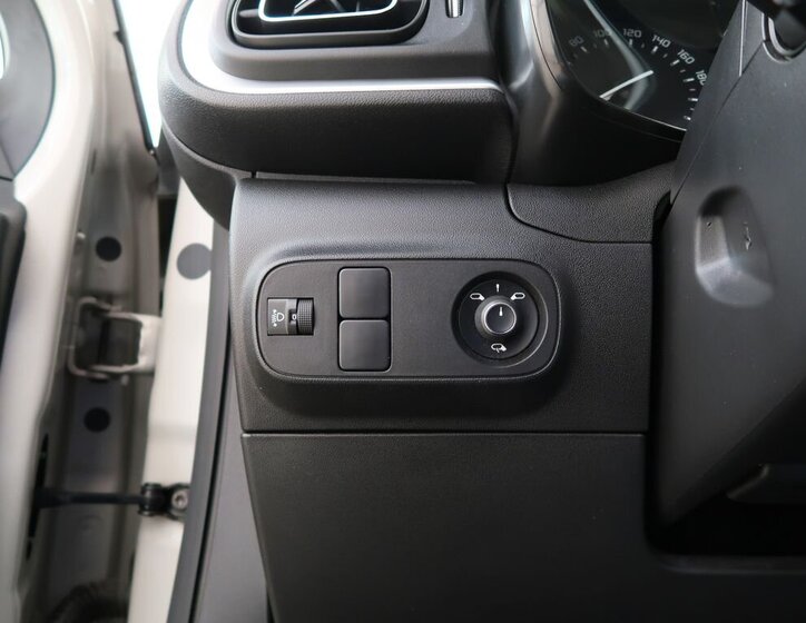 Citroën C3 Hatchback 1,2 l 61 kw