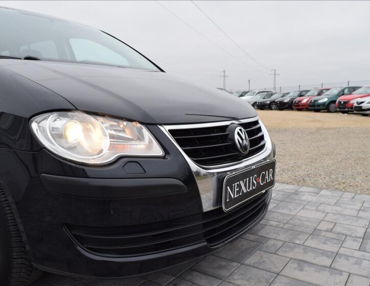 Volkswagen Touran MPV 1,4 l 103 kw
