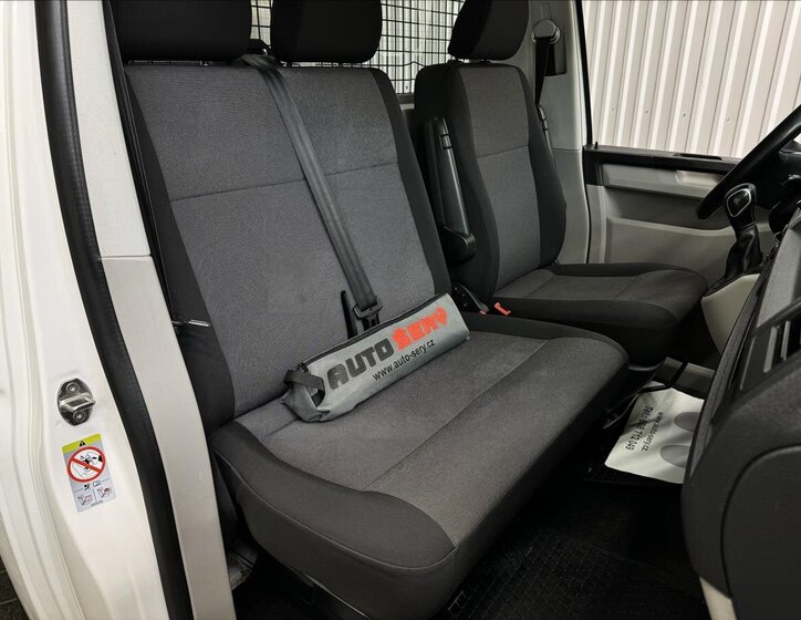 Volkswagen Transporter Valník 2,0 l 110 kw