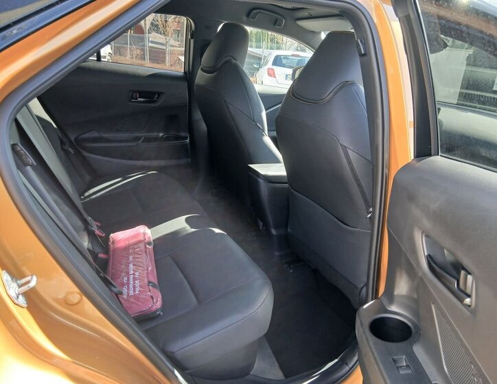 Toyota C-HR SUV / Terénní 2,0 l 112 kw