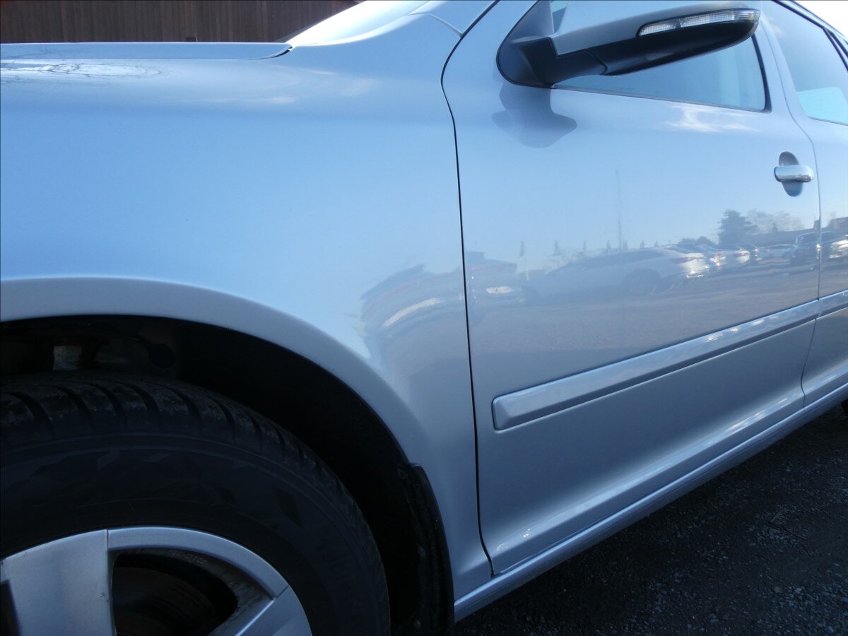 Škoda Octavia Kombi 2,0 l 103 kw