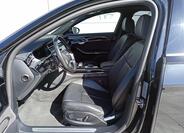 Audi A8 11