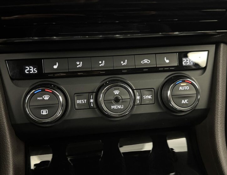 Škoda Superb Kombi 2,0 l 110 kw