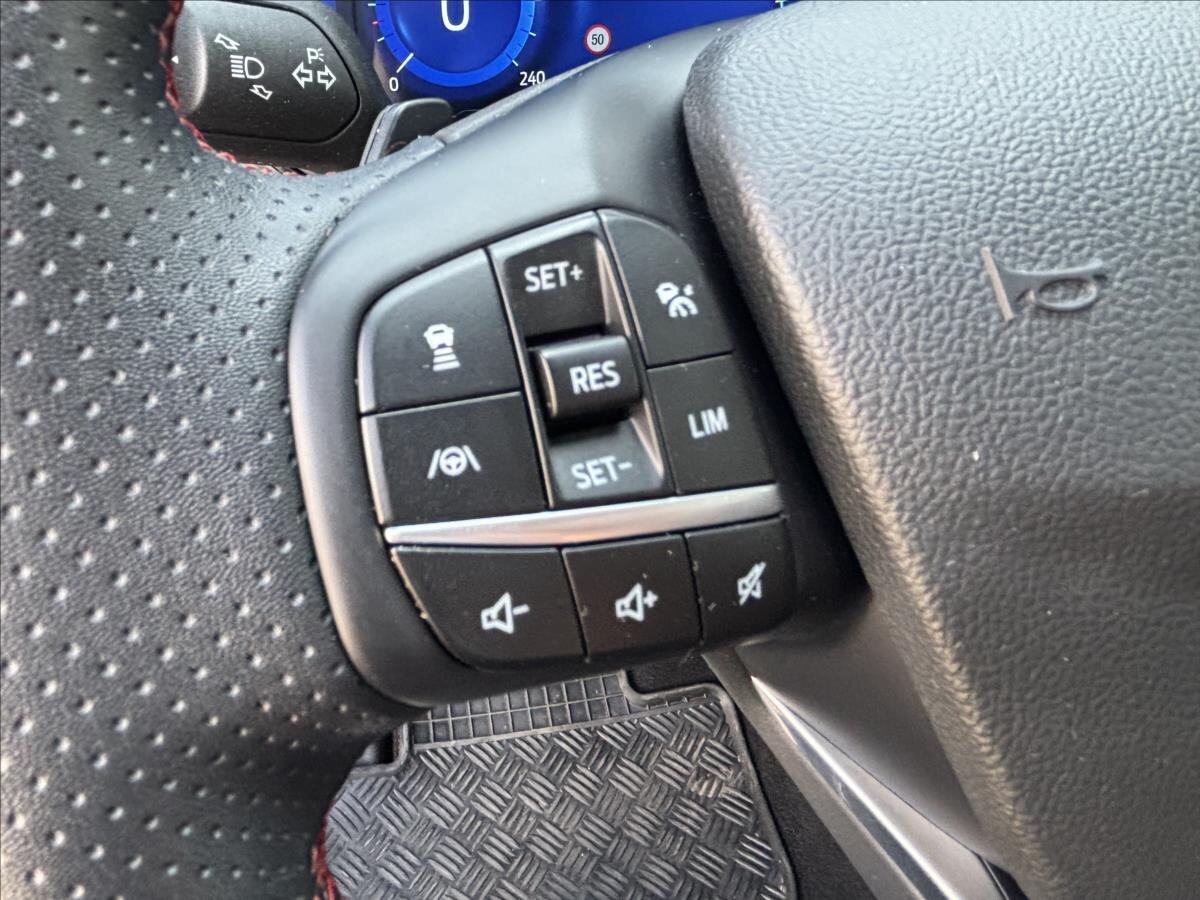 Ford Kuga SUV 2,0 l 88 kw