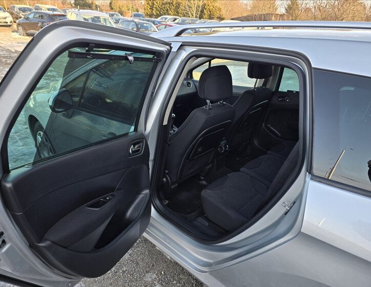 Peugeot 308 Kombi 1,6 l 80 kw