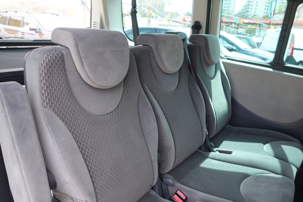 Peugeot Expert Kombi 2,0 l 100 kw