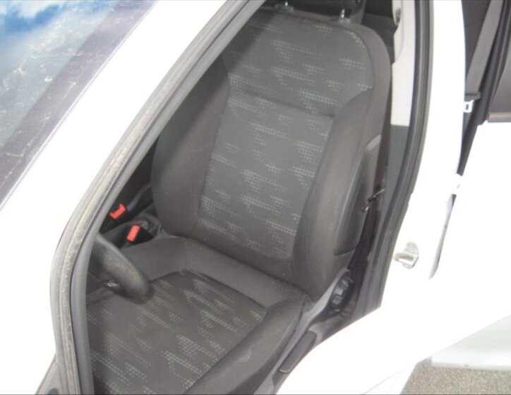 Opel Corsa Hatchback 1,4 l 74 kw