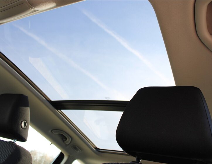 Volkswagen Passat Kombi 1,6 l 77 kw