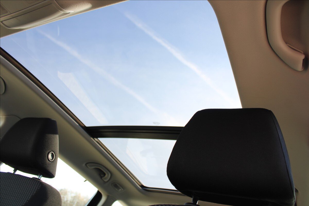 Volkswagen Passat Kombi 1,6 l 77 kw