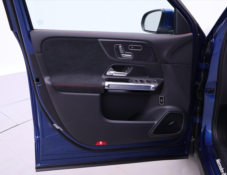 Mercedes-Benz GLB SUV / Terénní 2,0 l 110 kw