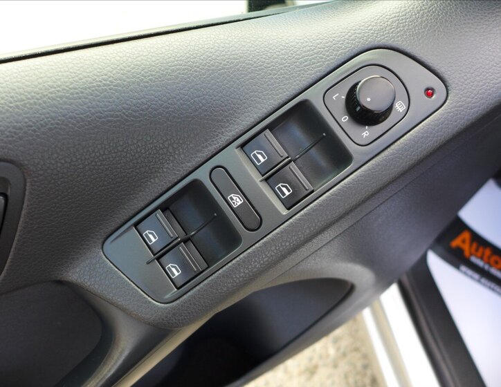 Volkswagen Tiguan SUV / Terénní 1,4 l 90 kw