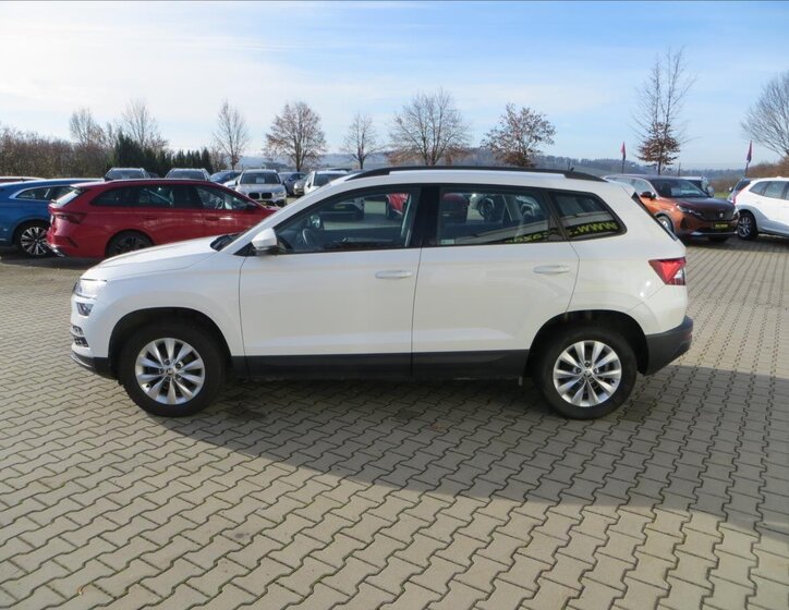 Škoda Karoq SUV / Terénní 1,5 l 110 kw