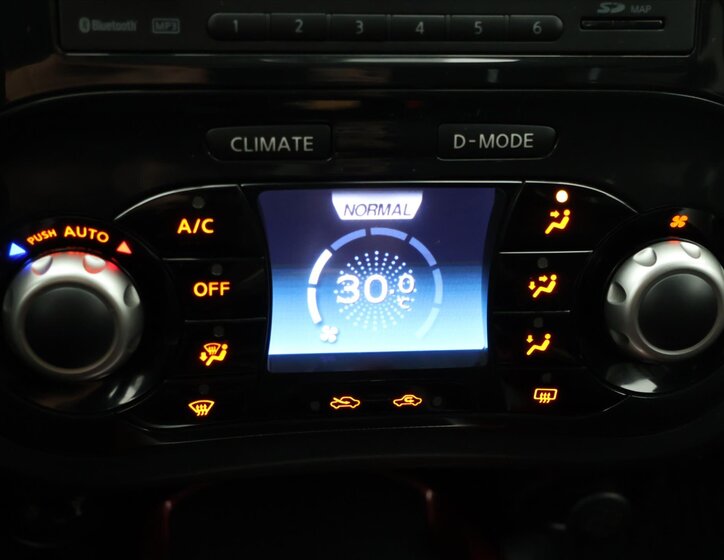 Nissan Juke SUV 1,6 l 140 kw