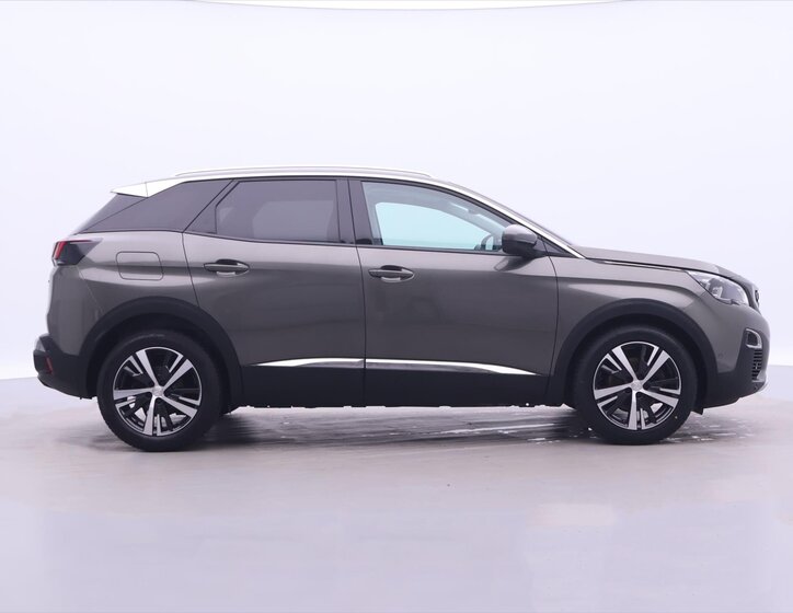 Peugeot 3008 SUV / Terénní 1,2 l 96 kw