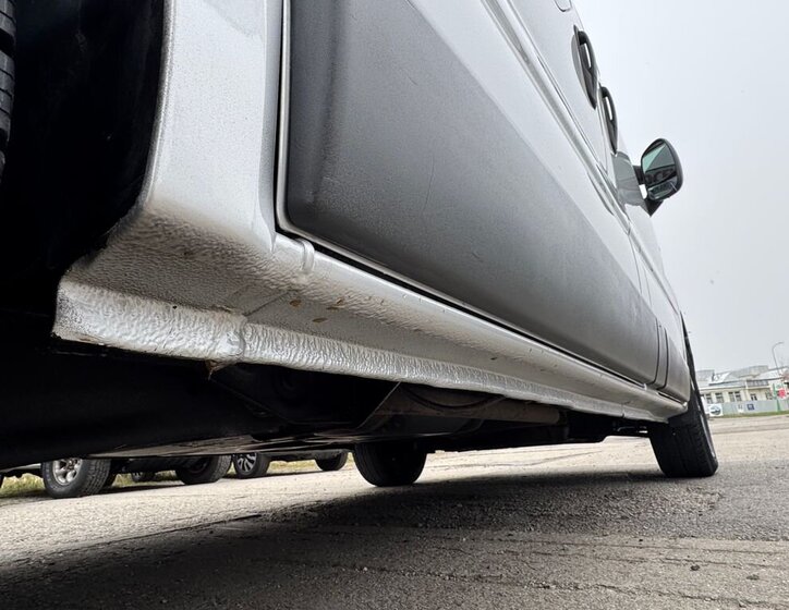 Opel Vivaro VAN / Minibus 2,0 l 84 kw