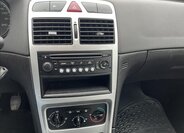 Peugeot 307 Hatchback 1,4 l 65 kw