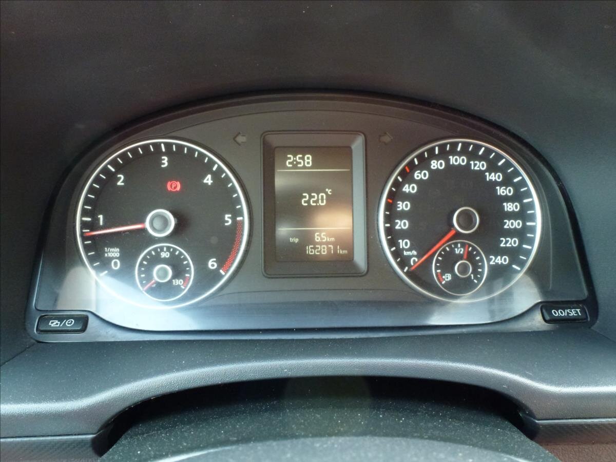 Volkswagen Caddy Skříň 1,6 l 75 kw
