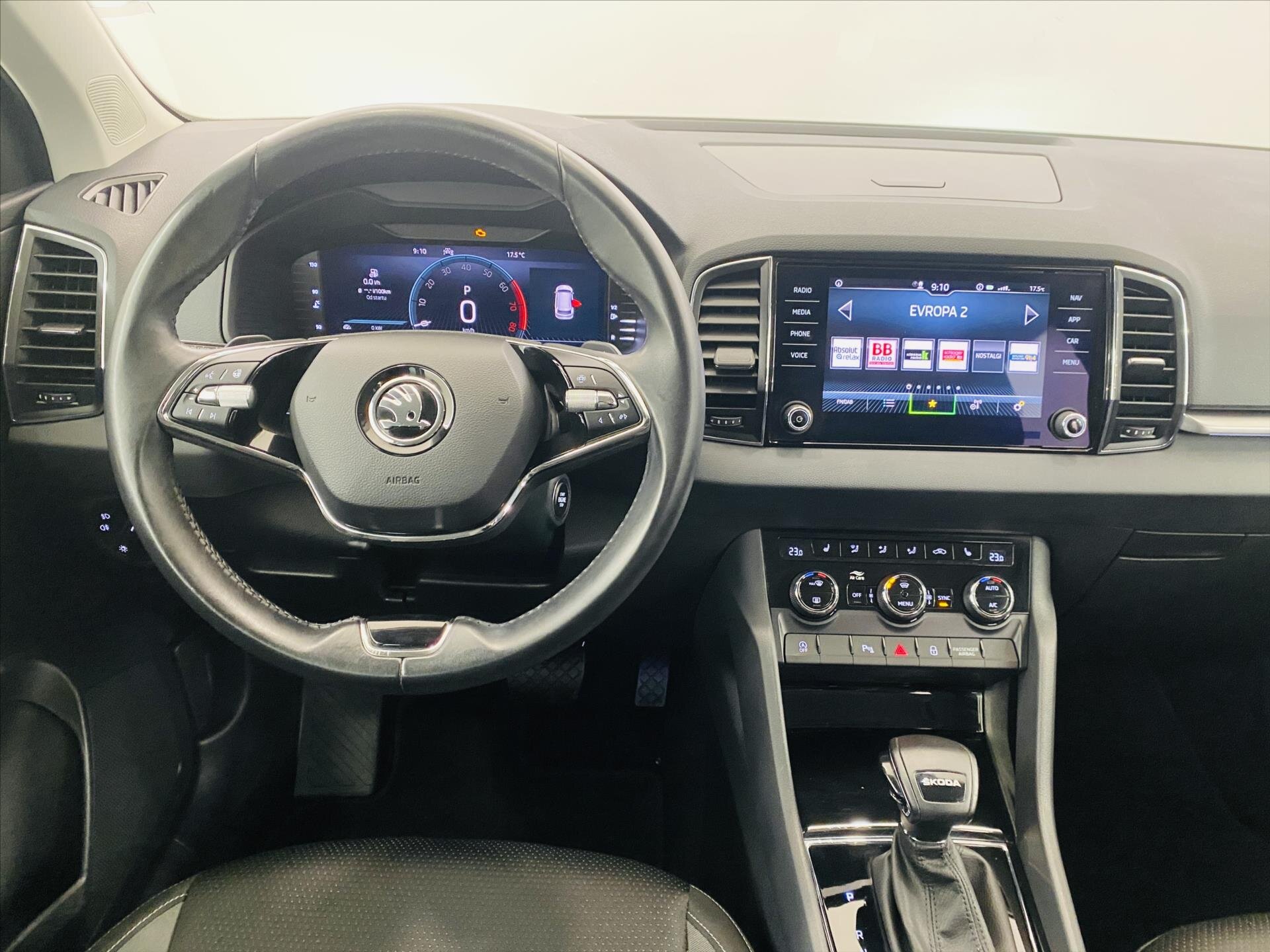 Škoda Karoq SUV / Terénní 1,5 l 110 kw