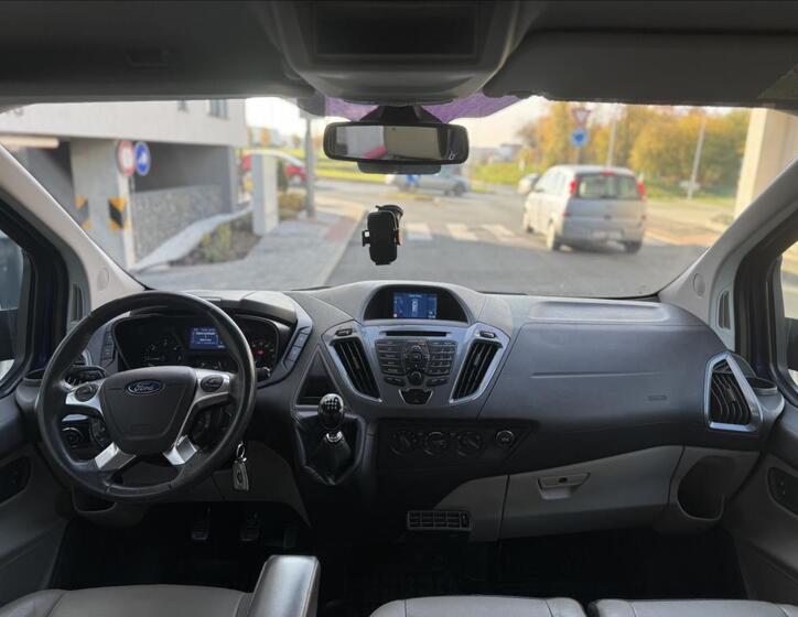Ford Tourneo 14