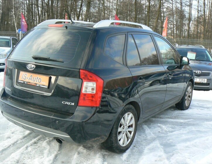 KIA Carens Hatchback 1,6 l 94 kw