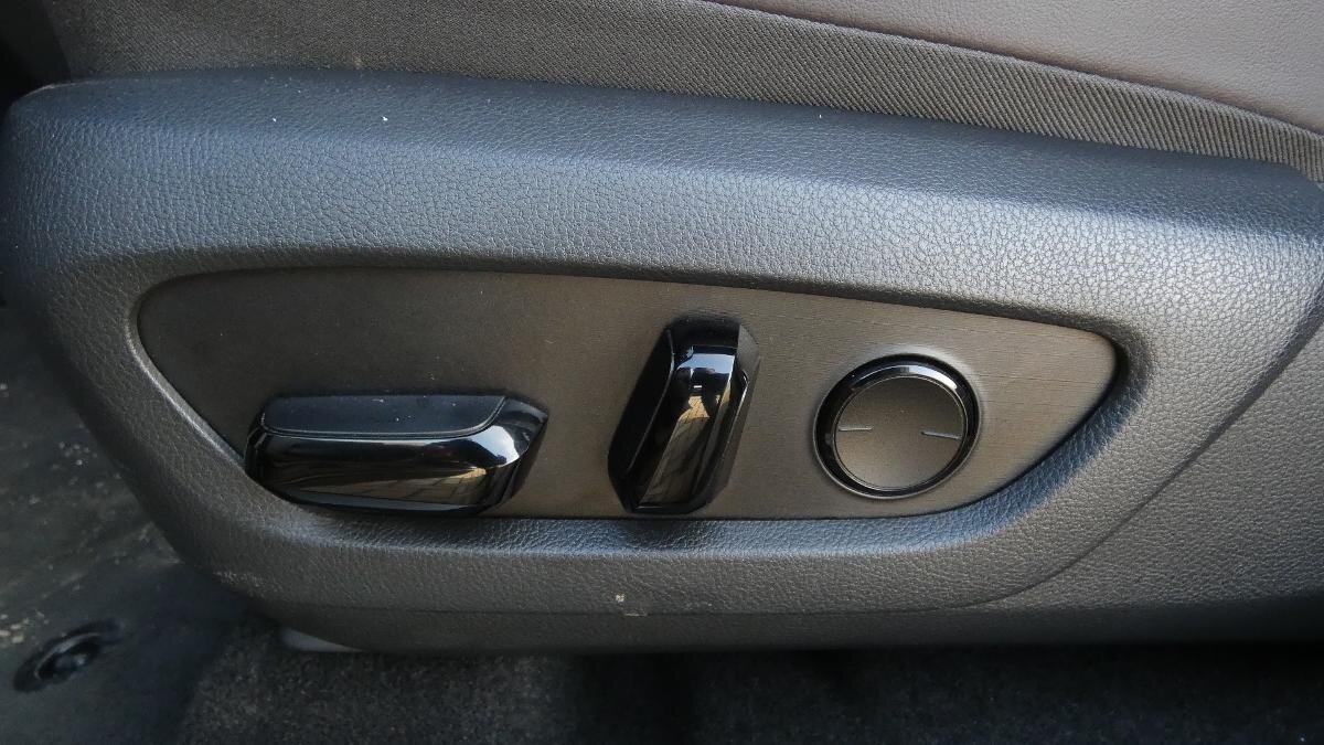 Lexus RX 350h SUV / Terénní 2,5 l 140 kw