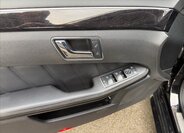 Mercedes-Benz Třídy E Kombi 2,1 l 100 kw