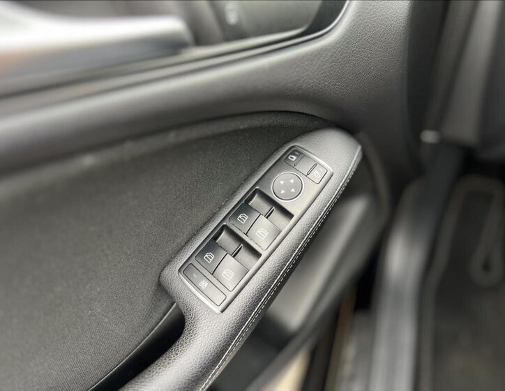 Mercedes-Benz Třídy B Kombi 1,5 l 80 kw