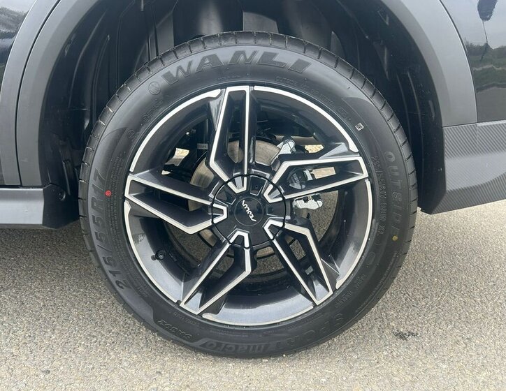 Dongfeng Ostatní Kombi 1,5 l 85 kw