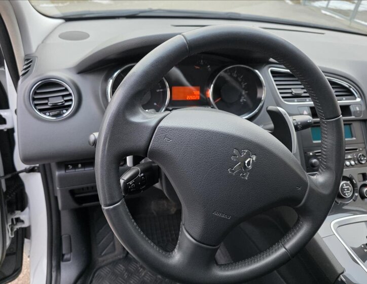 Peugeot 5008 Kombi 1,6 l 84 kw