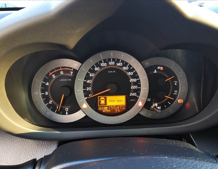 Toyota RAV4 Kombi 2,2 l 110 kw