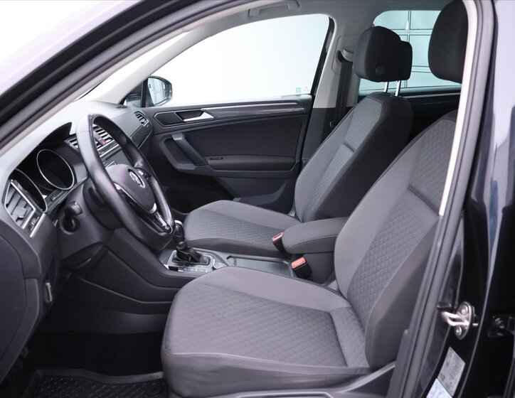 Volkswagen Tiguan SUV / Terénní 2,0 l 110 kw
