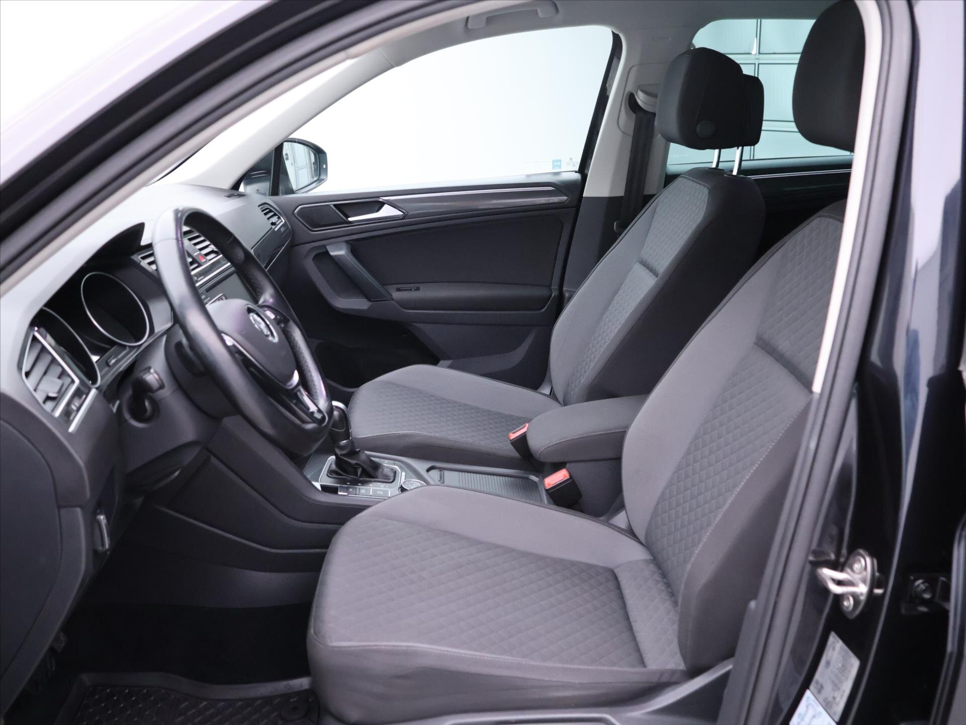 Volkswagen Tiguan SUV / Terénní 2,0 l 110 kw