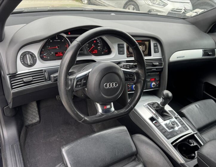 Audi A6 Kombi 3,0 l 176 kw