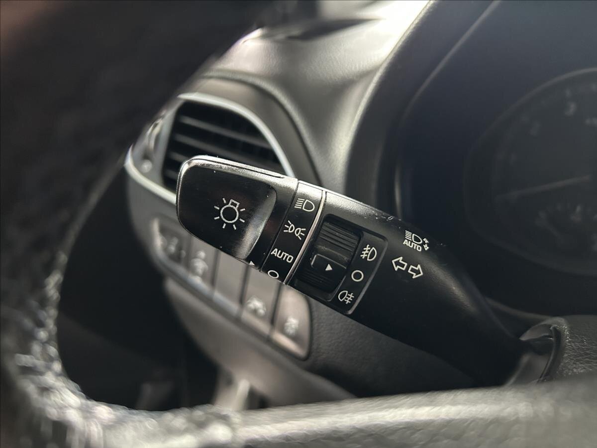 Hyundai i30 Kombi 1,4 l 103 kw