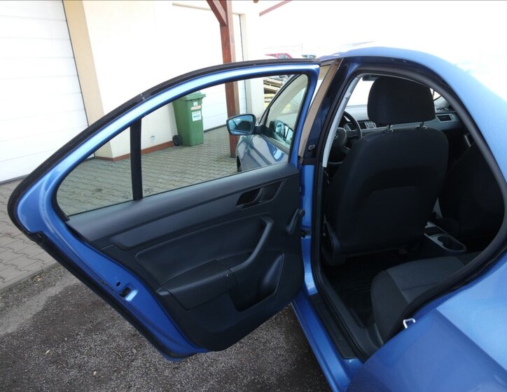 Škoda Rapid Liftback 1,2 l 63 kw