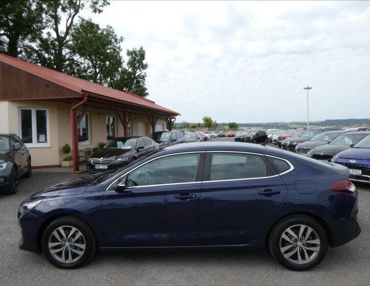 Hyundai i30 Liftback 998,0 88 kw