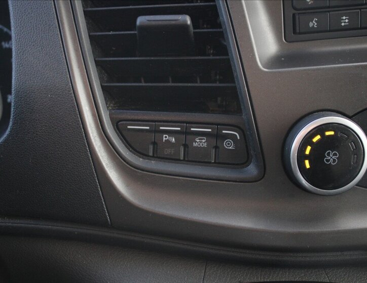 Ford Transit Skříň 2,0 l 95 kw