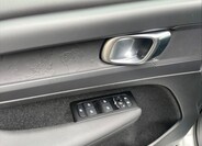 Volvo XC40 11