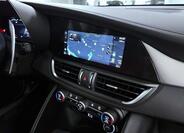 Alfa Romeo Giulia 11