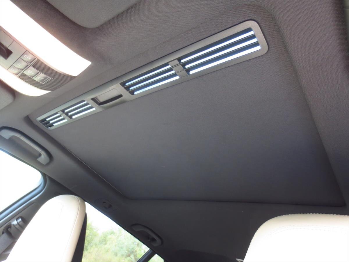 Mercedes-Benz Třídy C Kombi 6,2 l 336 kw