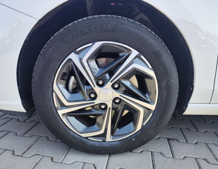 Hyundai i30 Hatchback 1,5 l 81 kw