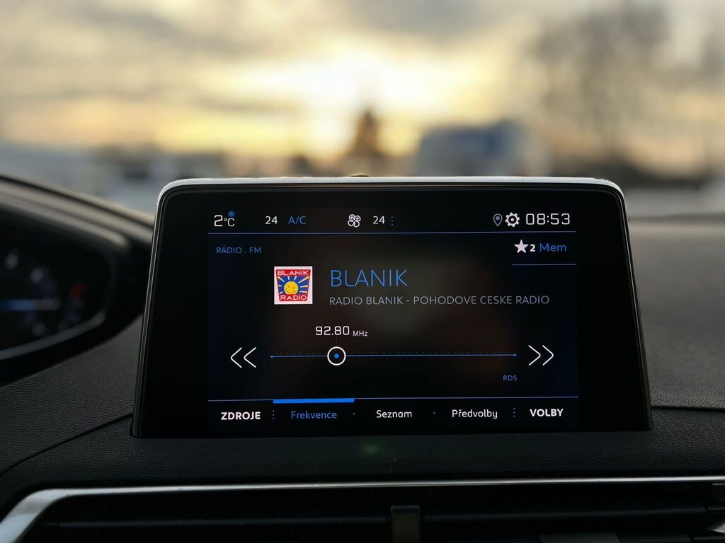 Peugeot 3008 SUV 1,5 l 96 kw