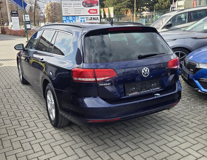 Volkswagen Passat Kombi 2,0 l 110 kw