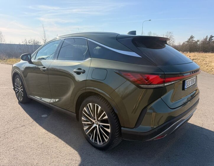 Lexus RX 450 SUV 2,5 l 136 kw