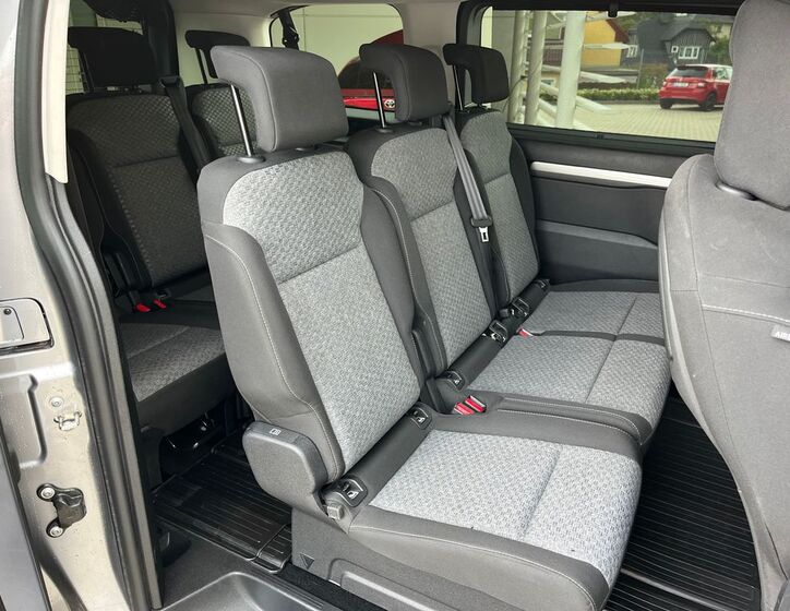 Toyota ProAce Verso 16