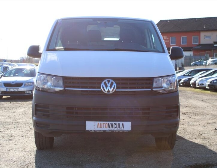 Volkswagen Transporter Skříň 2,0 l 110 kw